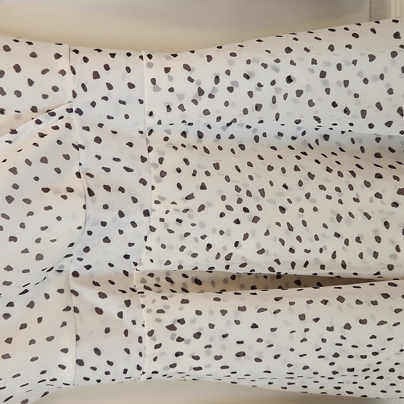 Classic Fashion Collection Women's Black and White Playsuit Romper Size S - Picture 4 of 14